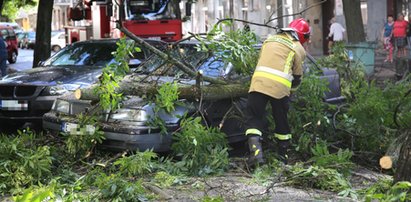 Nawałnice przetaczają się przez Polskę. Jedna osoba nie żyje