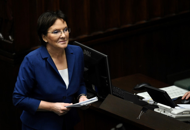 Premier Ewa Kopacz podczas debaty po swoim expose. Fot. PAP/Radek Pietruszka