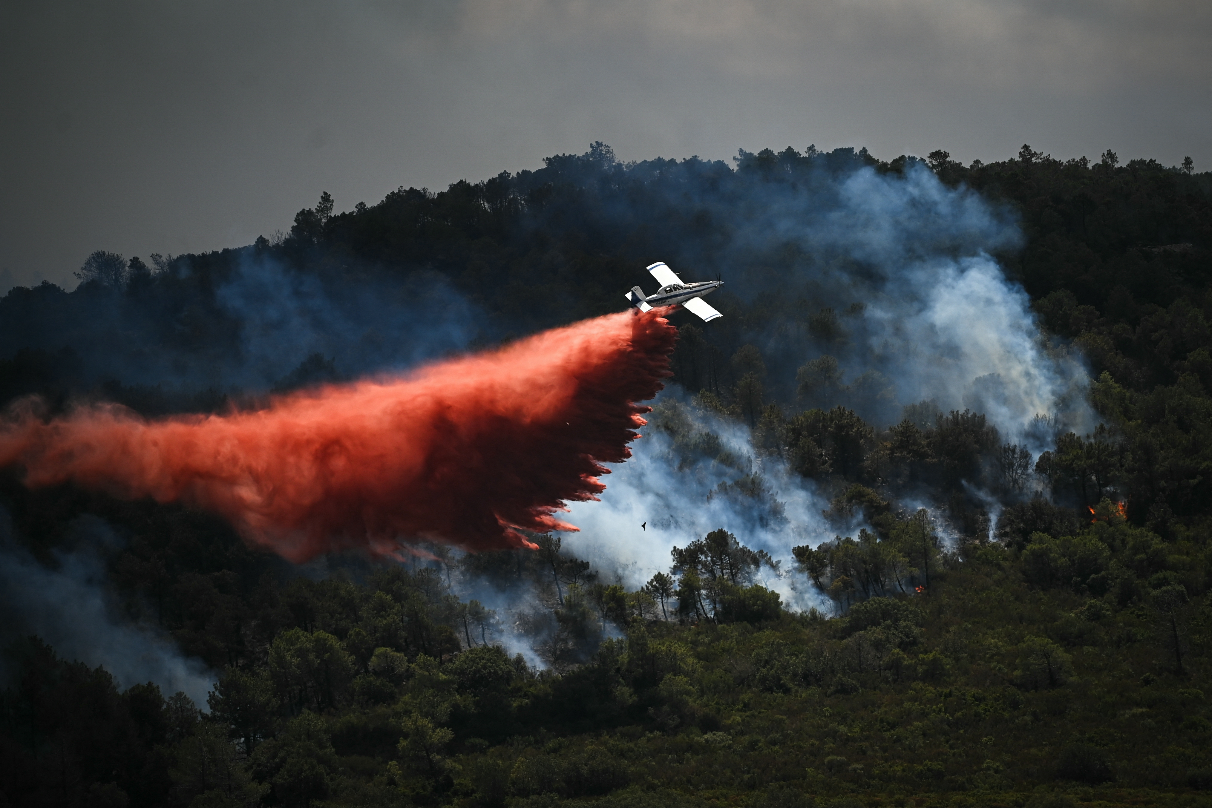 Incendi Francia: 2000 ettari in fiamme a Narbonne
