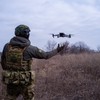 Ukrajinski specijalac sa dronom, ilustracija