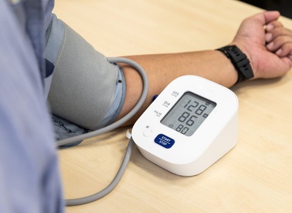 A kardiológus 8 aranyszabálya, hogy valóban pontos eredményt kapjon vérnyomásmérés során című cikk nyitóképe