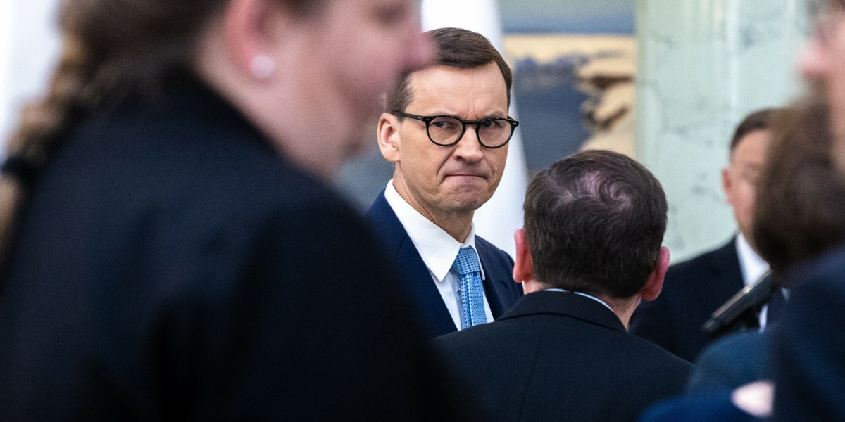 Zdaniem głównego ekonomisty resortu finansów, którym wciąż kieruje Mateusz Morawiecki, w Polsce przyszła pora na "powściągliwą politykę fiskalną".