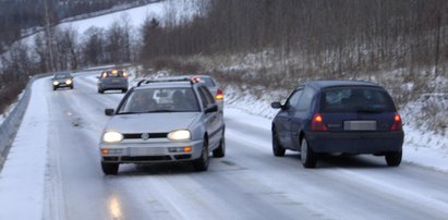 Uwaga, będzie bardzo ślisko! Ostrzeżenia dla 6 województw