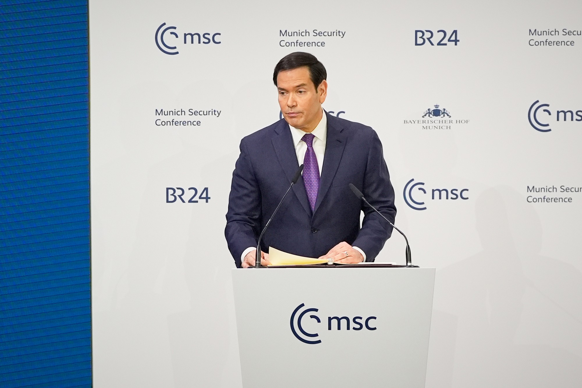 Americký minister zahraničných vecí Marco Rubio počas prejavu na Mníchovskej bezpečnostnej konferencii (MSC) v Mníchove.