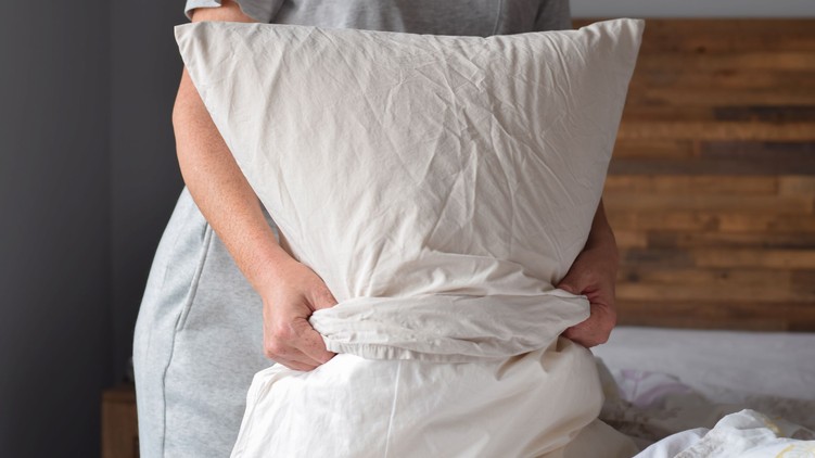 nem cserél párnahuzat egy hétig