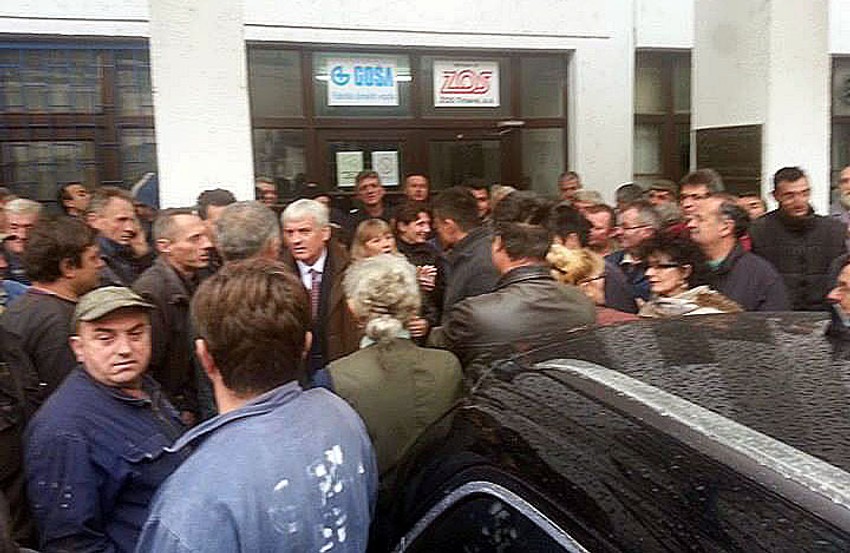 Radnici ni juče ni danas nisu pustili novog direktora u fabriku