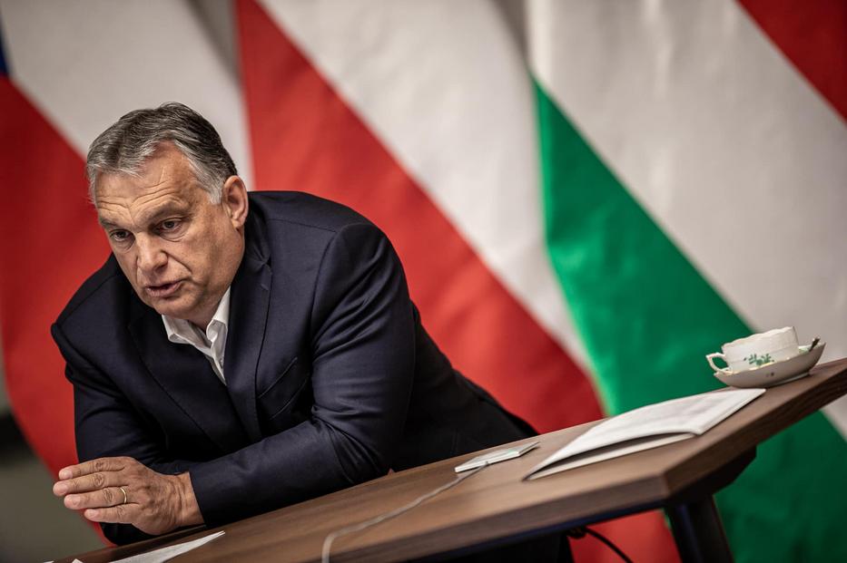 Orbán Viktor kormányfő szűkszavúan csak annyit közölt, hogy az újraindítás volt a fő téma/Fotó: Facebook