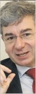 Maciej Bobrowicz, wiceprezes Krajowej
      Rady Radców Prawnych, autor nowego kodeksu etyki radców
      prawnych