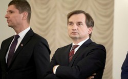 Podwyżki dla zaufanych ludzi Ziobry. Nowa propozycja resortu sprawiedliwości