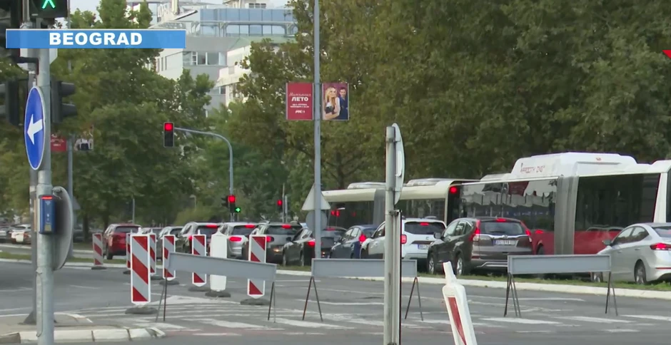 Radovi u Bulevaru Mihajla Pupina, gužve na Novom Beogradu