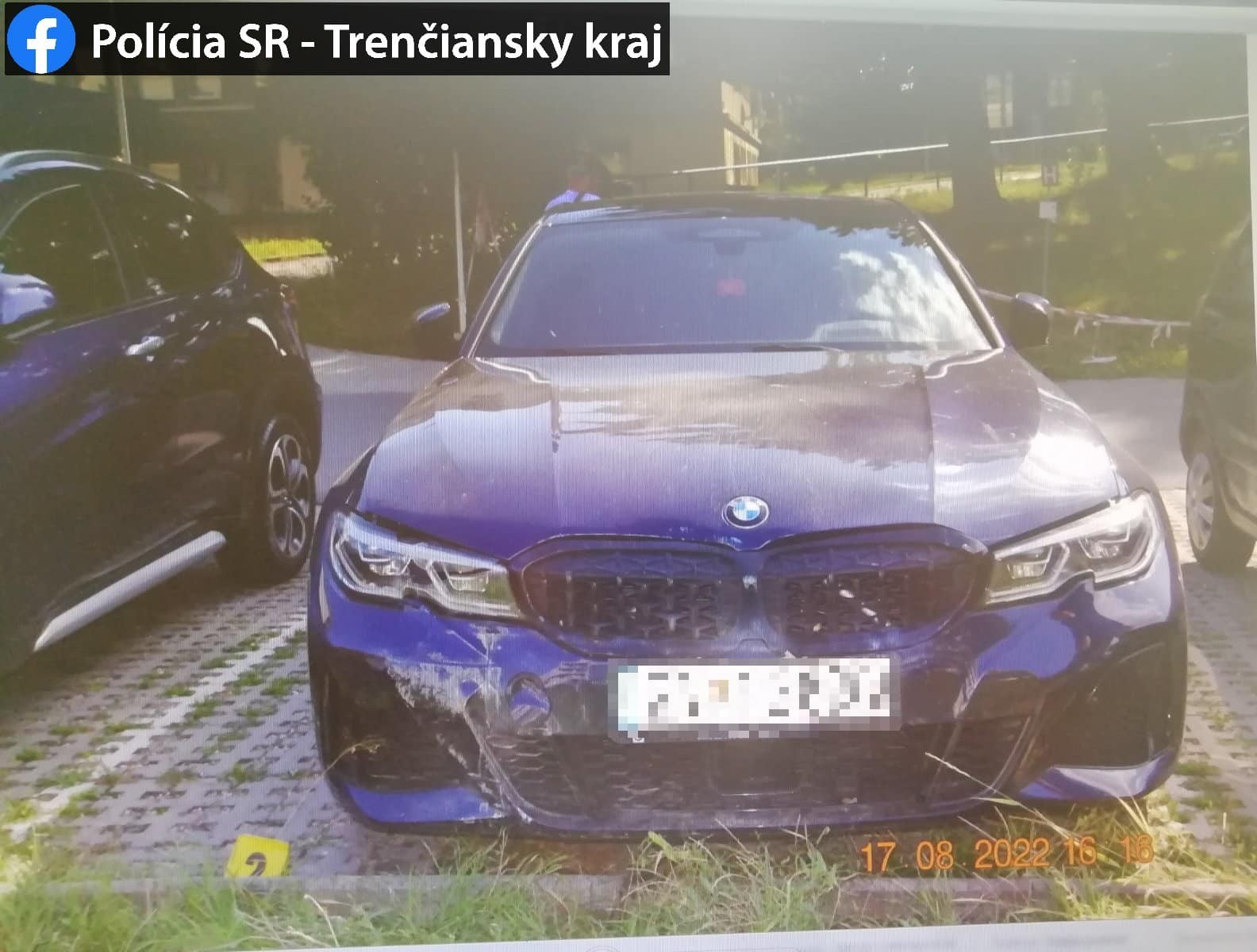 Vodič narazil do rozvodnej skrine v bojnickej nemocnici. 