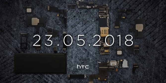 "Wnętrzności" smartfona HTC U12+