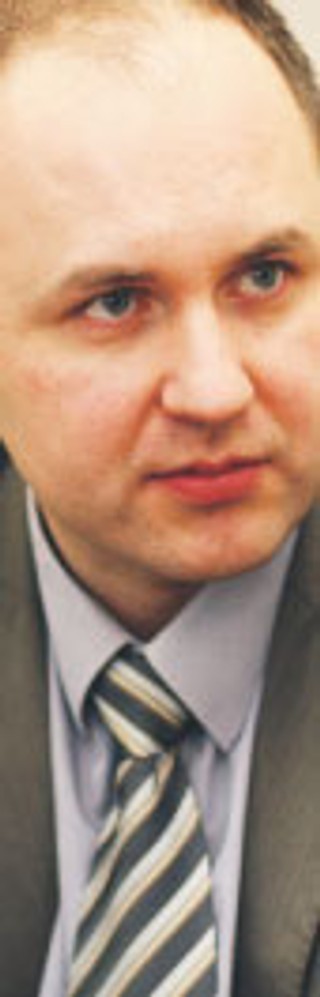 Bezsensowne pytania firm paraliżują inwestycje