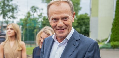 Tusk gna na hulajnodze!