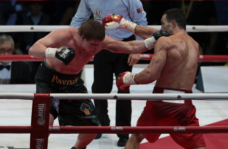 Powietkin wytrzymał 12 rund, ale mistrzem nadal jest Kliczko