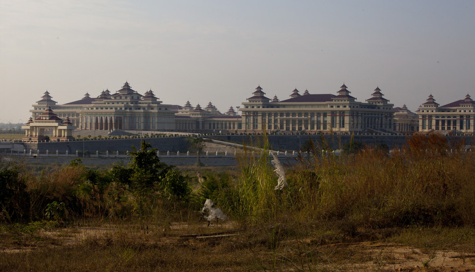 Naypyidaw, Parlament