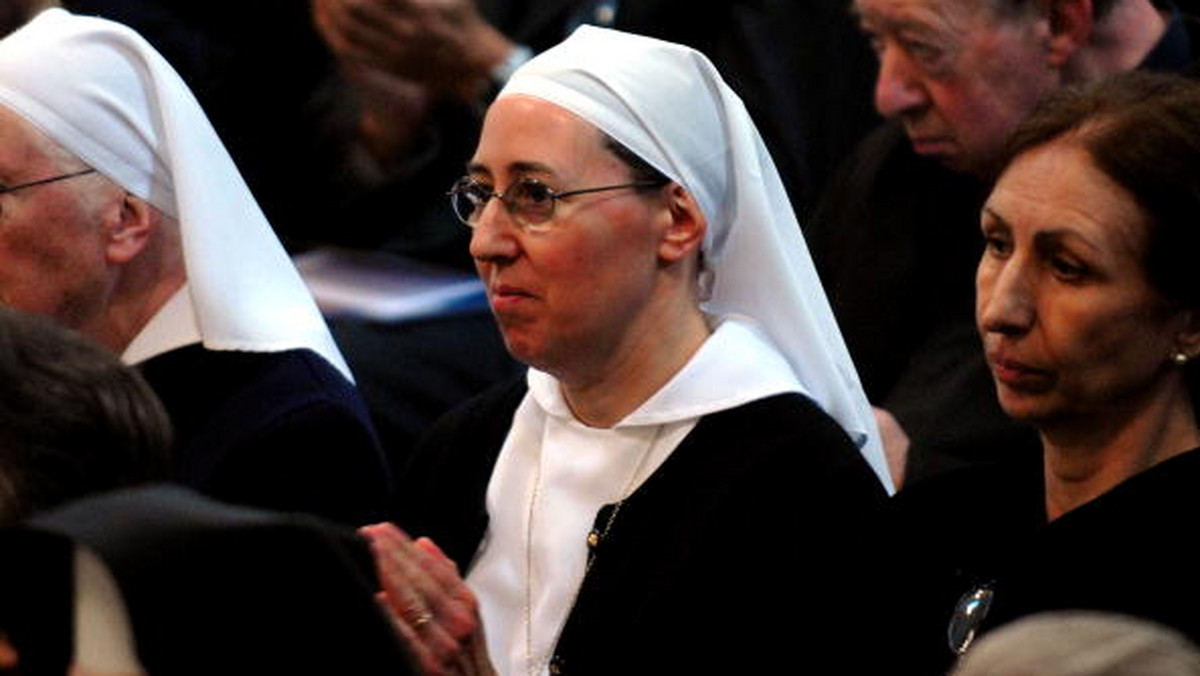 Francuska zakonnica Marie Simon-Pierre, której nagłe wyzdrowienie z zaawansowanej choroby Parkinsona wybrano jako cud potrzebny do beatyfikacji Jana Pawła II, powiedziała, że nigdy nie miała wątpliwości co do wstawiennictwa papieża.