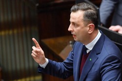 Szef PSL: Walką z koronawirusem nie zarządzają lekarze tylko sondaże