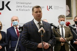 Zmiany w szkole 2022. Oto, co może czekać uczniów i nauczycieli