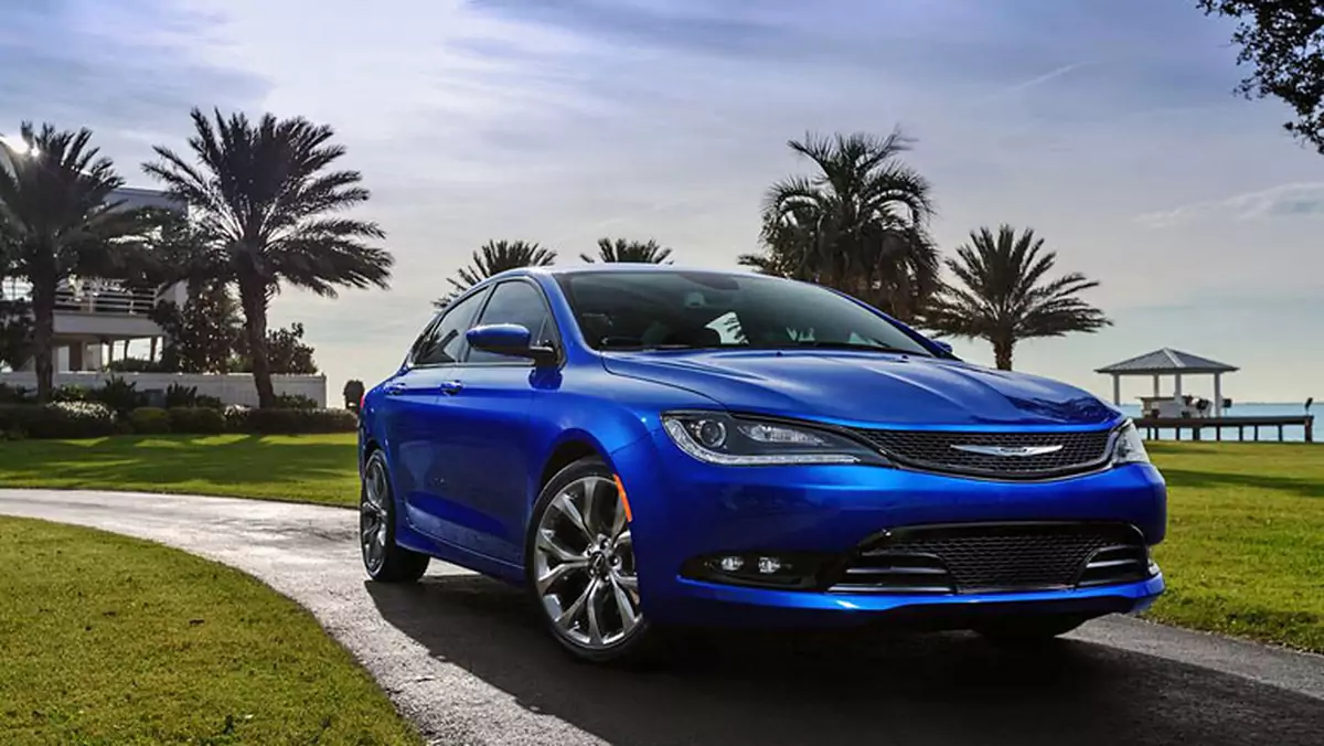 Chrysler 200