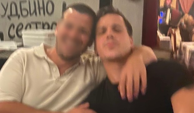 Pavle Mensur u provodu