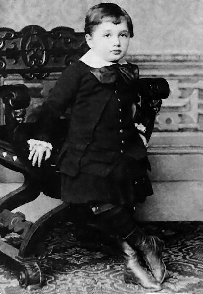 Albert Einstein w wieku 3 lat