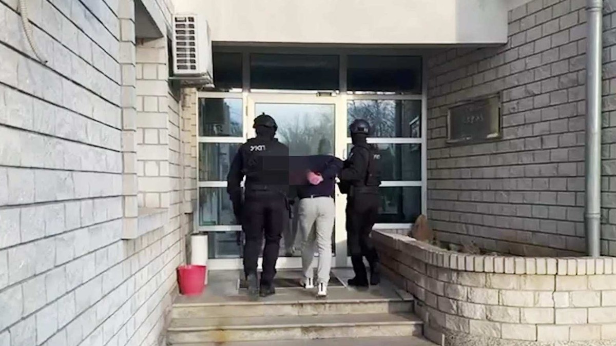 hapšenje u Novom Sadu