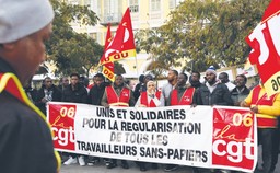 UE przyjęła nowy pakt o migracji i azylu. Co z przymusową relokacją?