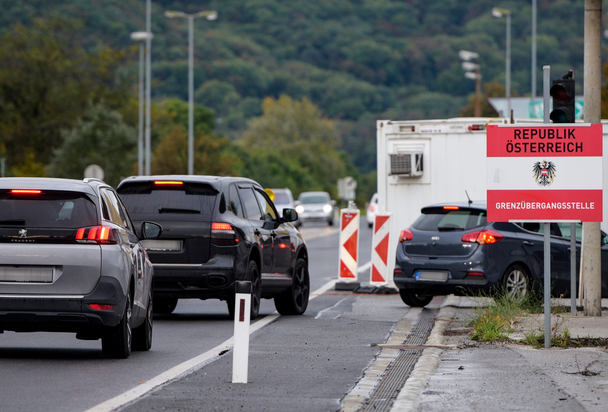 Dočasné policajné kontroly na rakúsko-slovenských hraniciach.