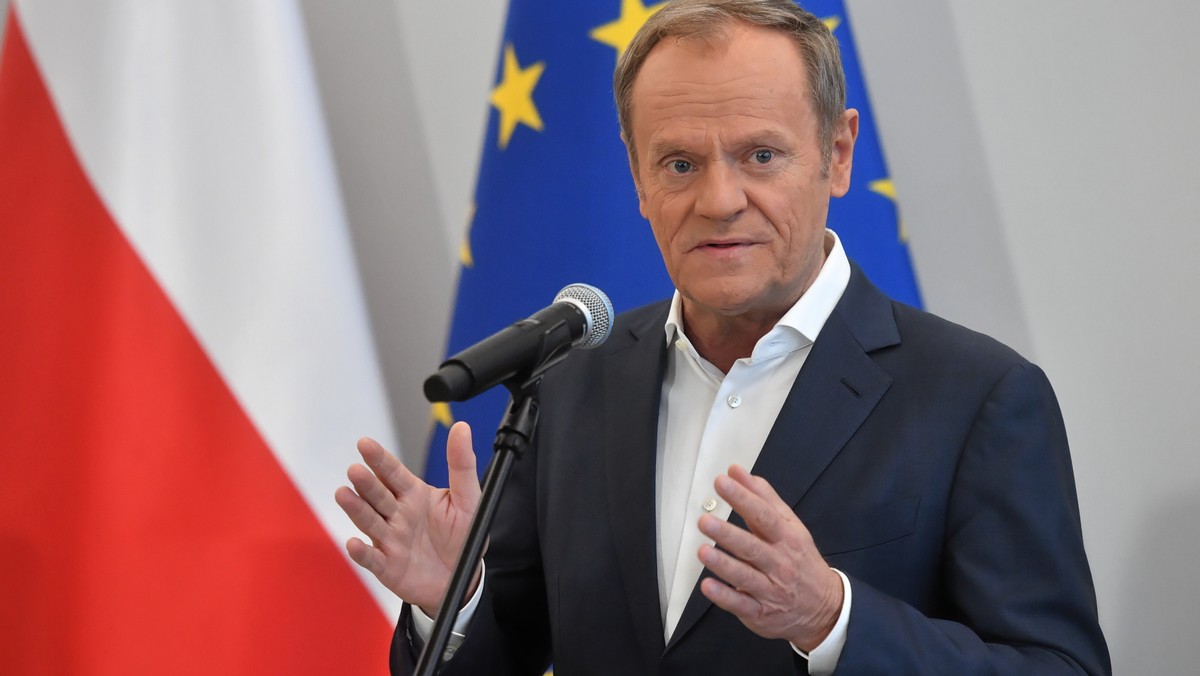 Tusk tłumaczy się z głosowania w sprawie ustawy o SN. "Apeluję o odrobinę zaufania"