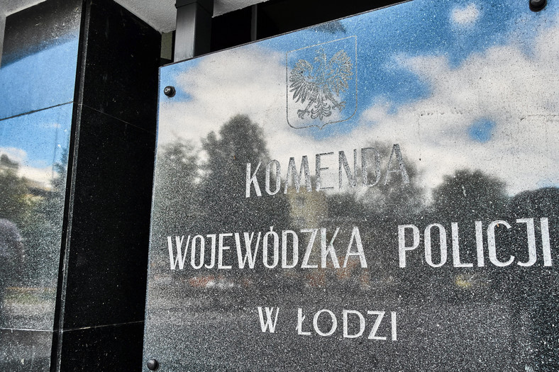 Komenda wojewódzka policji w Łodzi. 