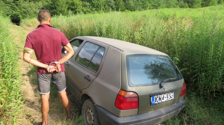 A fiatal elkövetőt párórán belül elkapták / Fotó: police.hu