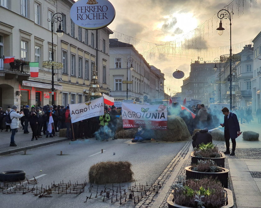 Rolnicy z AGRO Unii zablokowali Nowy Świat