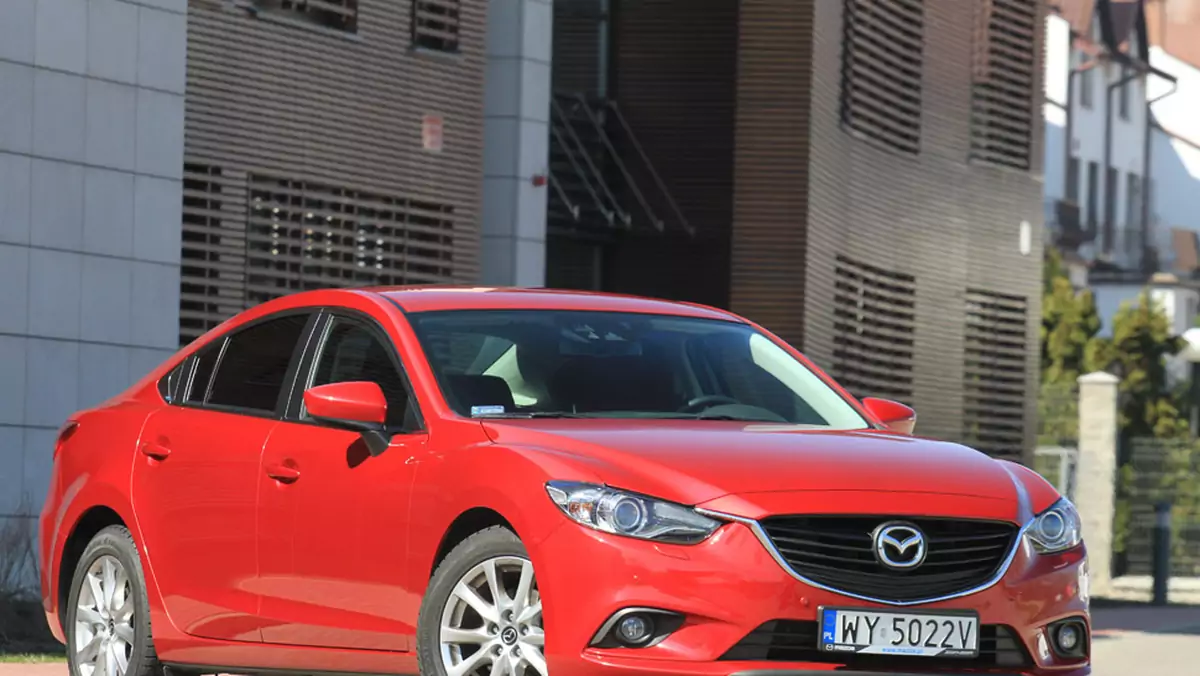 Test Mazdy 6 2.0 Skyactiv-G: czy sportowy sedan może być też komfortowy