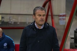 Selekcjoner piłkarskiej reprezentacji Słowacji zakażony koronawirusem