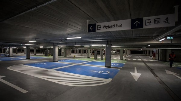 W Krakowie otwarto dworzec przesiadkowy Górka Narodowa P+R.