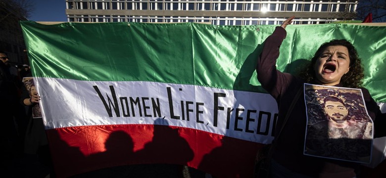 Córka byłego prezydenta Iranu skazana na pięć lat więzienia za udział w protestach