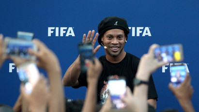 Ronaldinho is elkapta a koronavírust, ő maga jelentette be a hírt