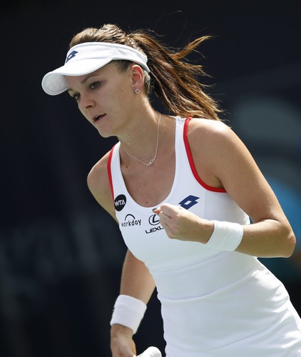Chora Agnieszka Radwańska awansowała do III rundy turnieju w Dubaju
