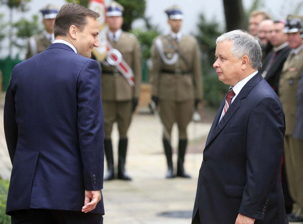 Tusk zakazał spotkań z prezydentem?