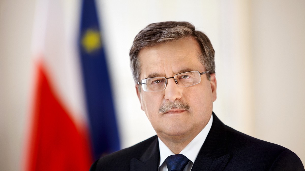 Prezydent Bronisław Komorowski jutrok rano udaje się do Walii na najważniejszy od wielu lat szczyt NATO. W Newport przywódcy państw Sojuszu mają dać polityczne "zielone światło" do wzmocnienia wschodniej flanki NATO m.in. poprzez zwiększoną obecność wojsk.