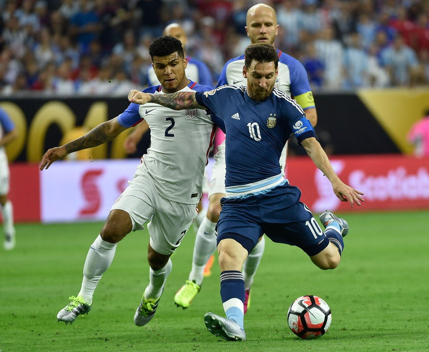 Lionel Messi spotkał się z kibicem. Fan płynął do gwiazdora ponad kilometr