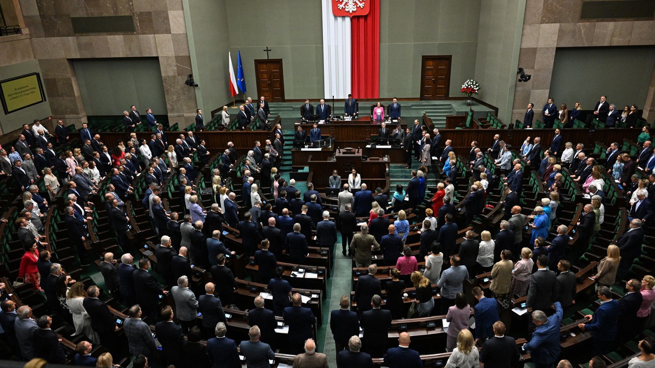 Okrzyki w Sejmie. Jakub Rutnicki chciał zabrać głos. 