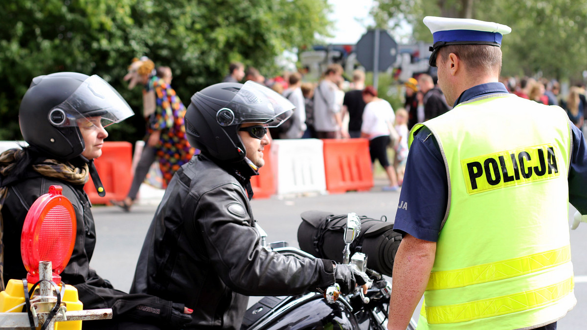 Tegoroczny Przystanek Woodstock ze względu na przyznanie mu statusu imprezy podwyższonego ryzyka wymagał większego niż do tej pory zaangażowania służb porządkowych. Nad bezpieczeństwem uczestników czuwali zarówno pracownicy pogotowia, straży pożarnej, straży miejskiej, jak i funkcjonariusze policji.