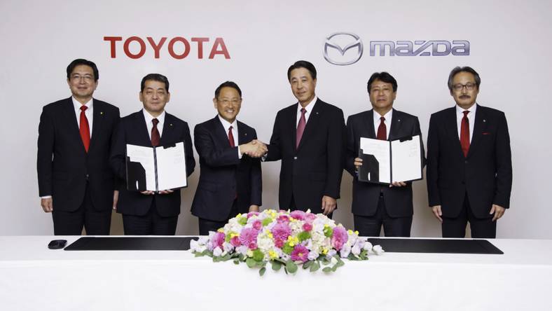 Toyota i Mazda zacieśniają współpracę