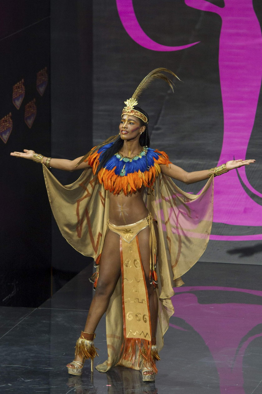 Miss Haiti - Mondiana Pierre