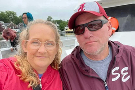 Bračnom paru dijagnostikovan ČETVRTI STADIJUM RAKA u razmaku od nedelju dana! "Borimo se zbog svoje dece. Želimo da ih još GLEDAMO"