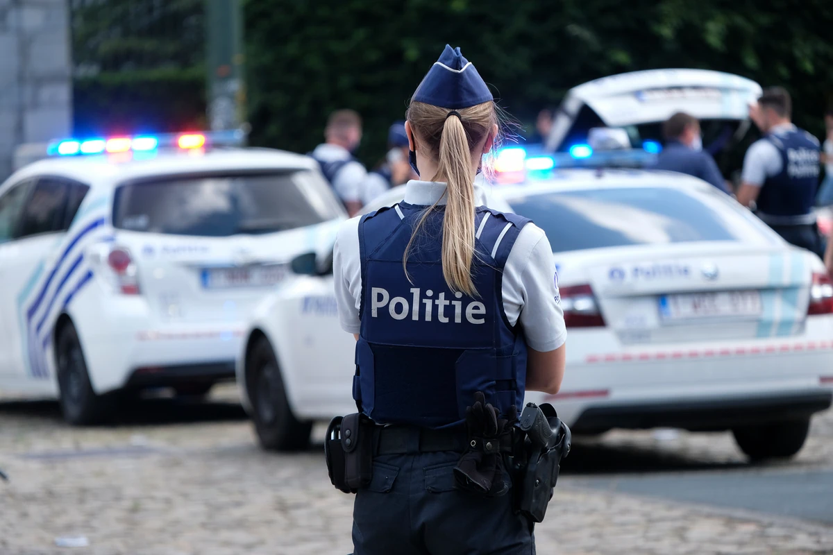 Strzelanina w Brukseli. Policja poszukuje uzbrojonych napastników