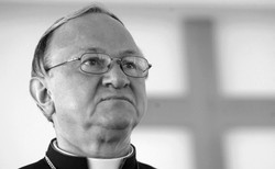 "Bliski współpracownik trzech papieży". Zmarł abp Zygmunt Zimowski