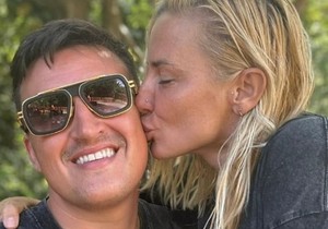 Milica Dabović sa dečkom